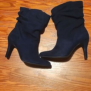 Navy slouch booties
